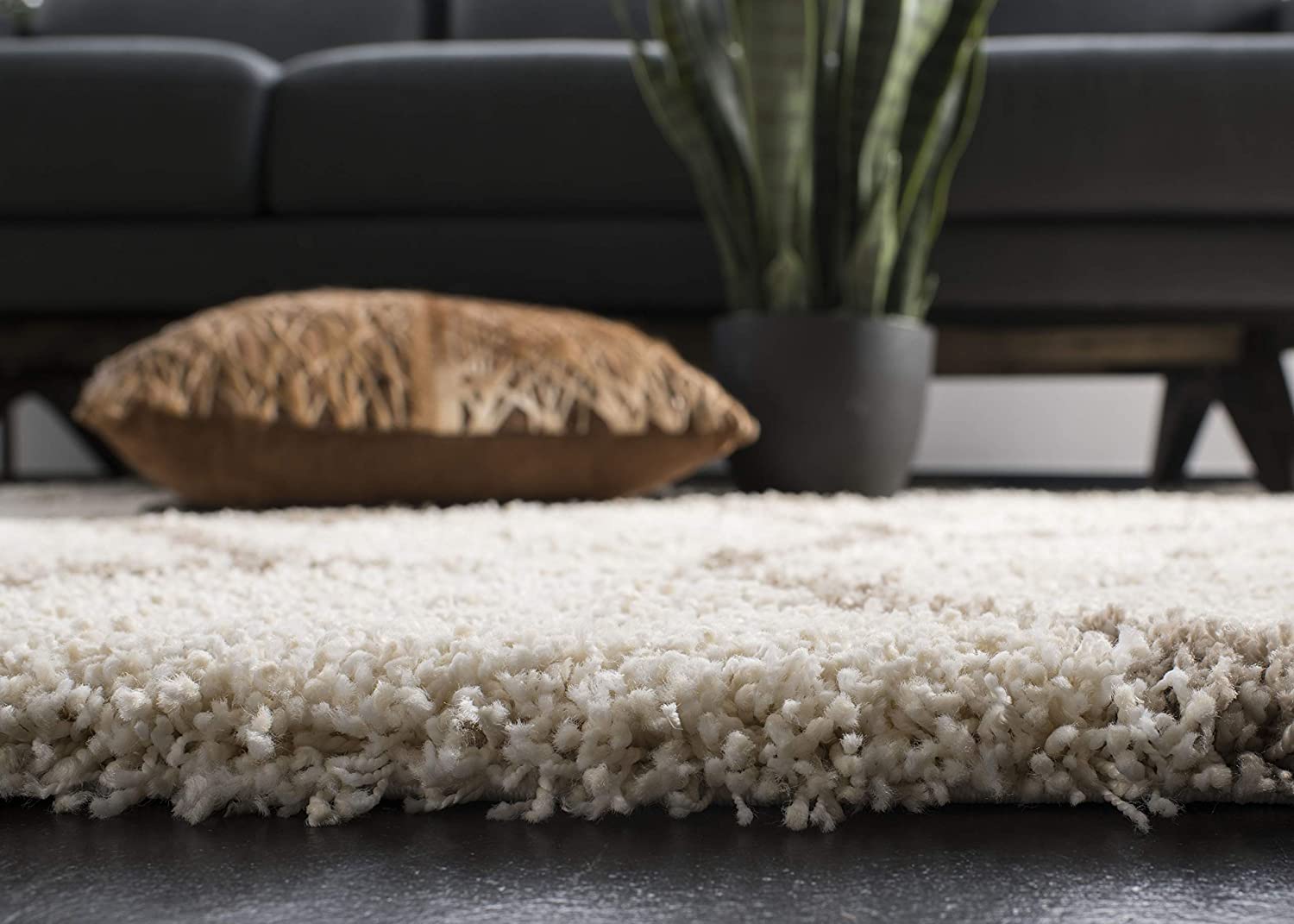 Howda – Cream & Brown Shag Rug