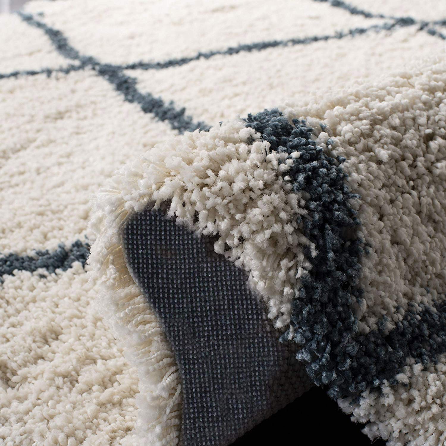Web – Beige Shag Rug
