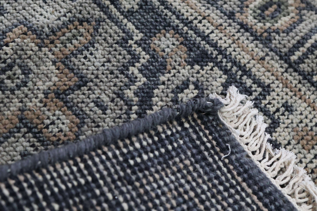 Mehr – Black Hand-Knotted Wool Carpet