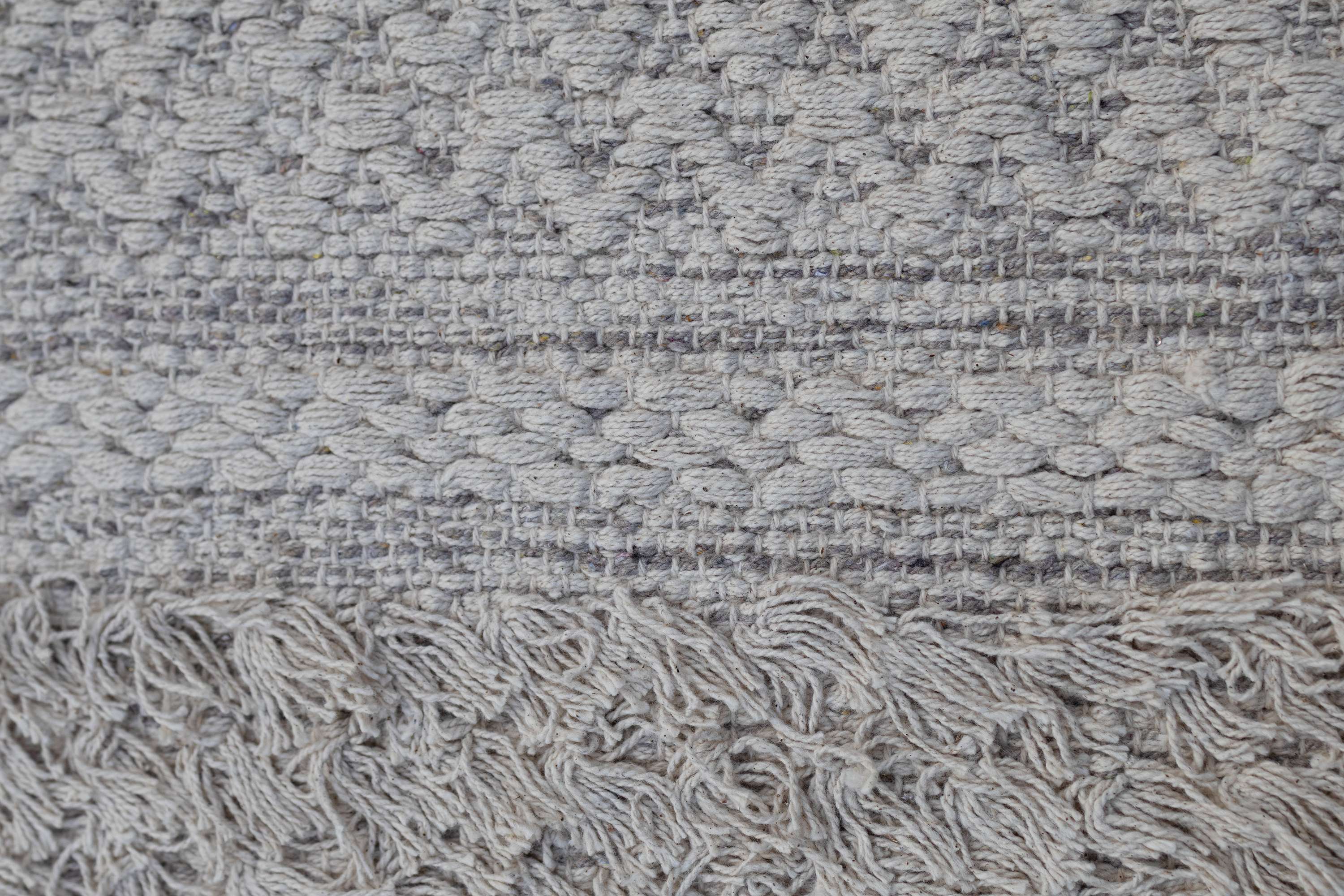 Triads – Cream Wool Dhurrie Carpet