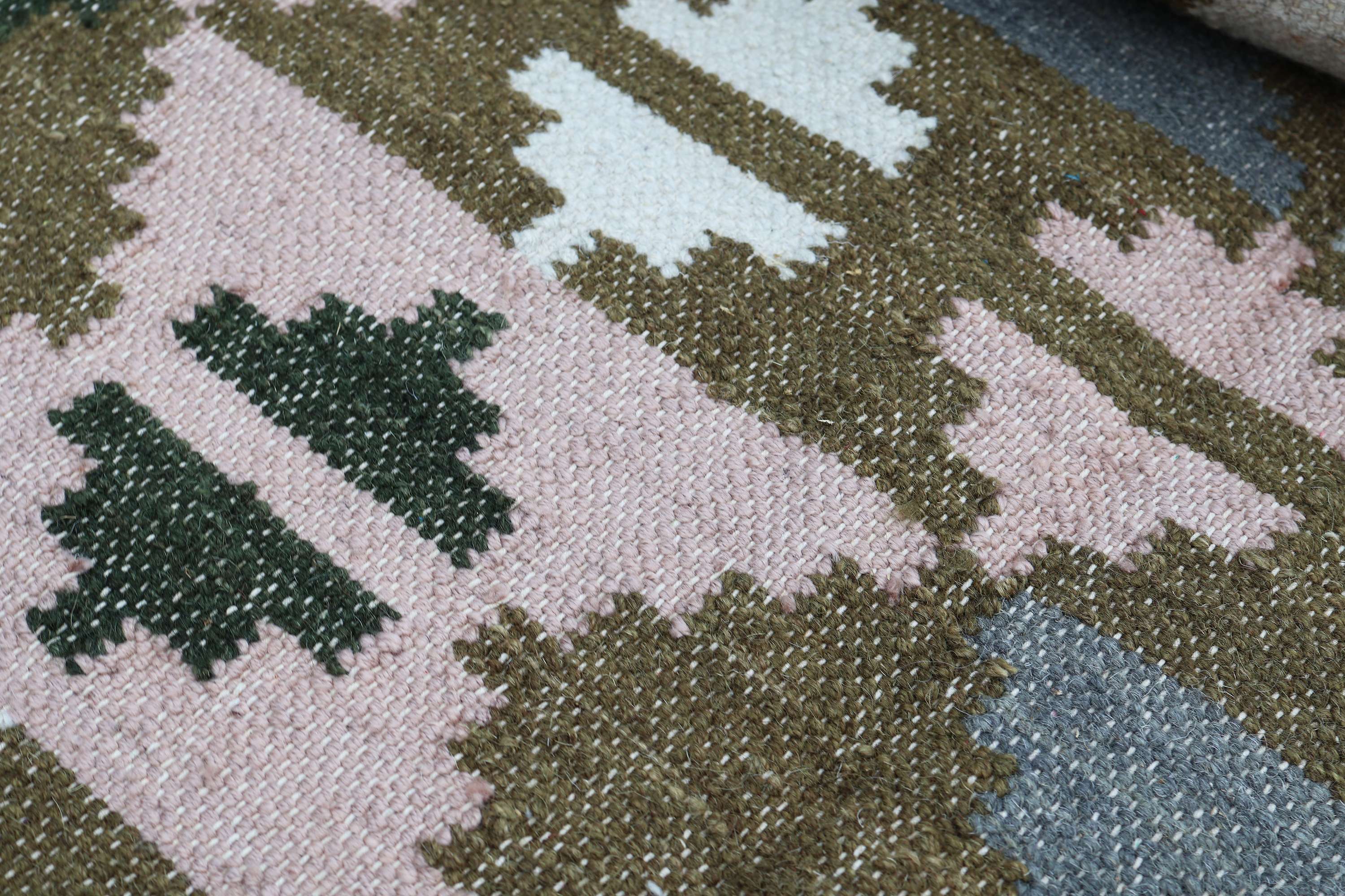 Gul – Multicolor Wool Dhurrie Carpet