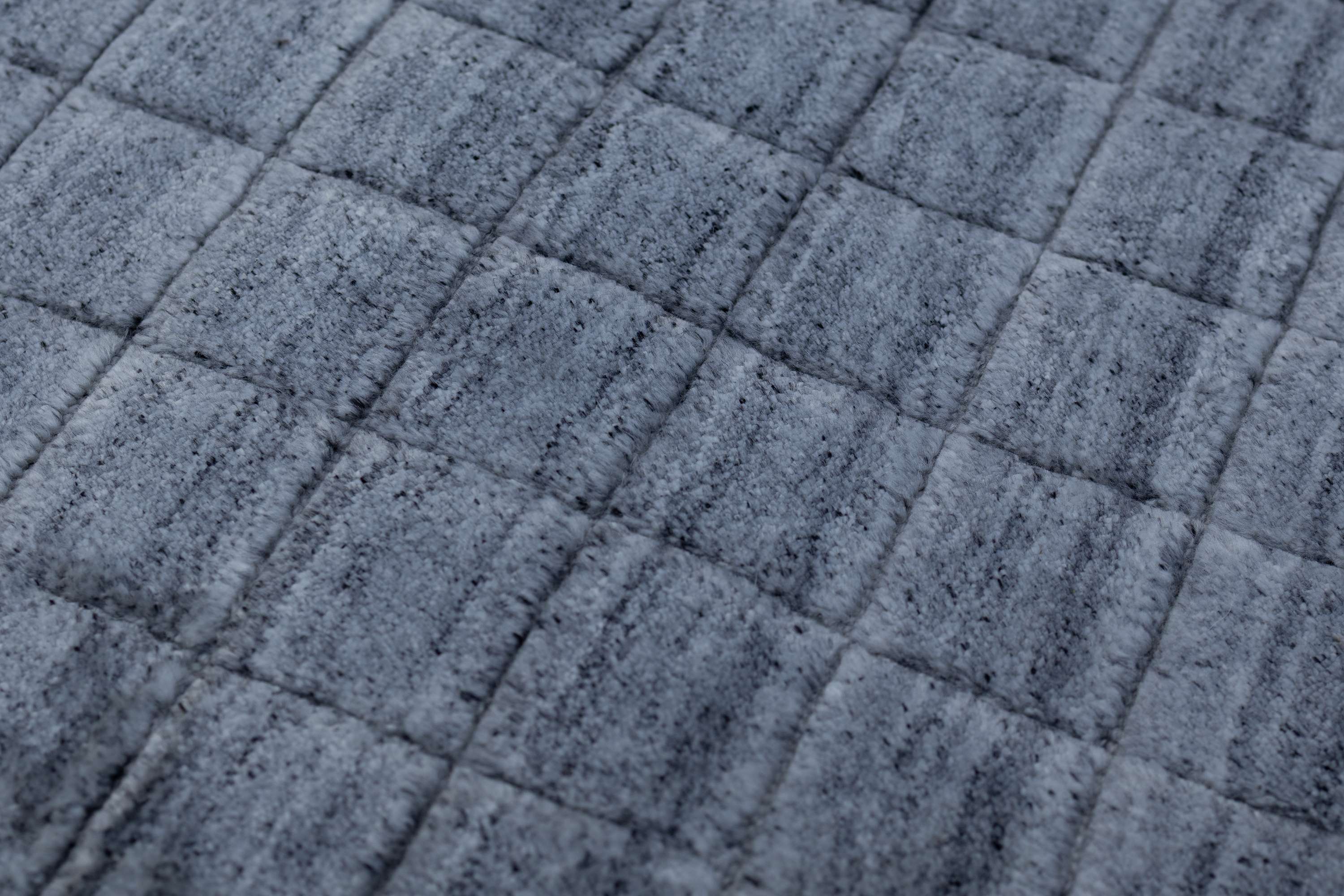 Mosaic – Dark Grey Handloom Silk Carpet
