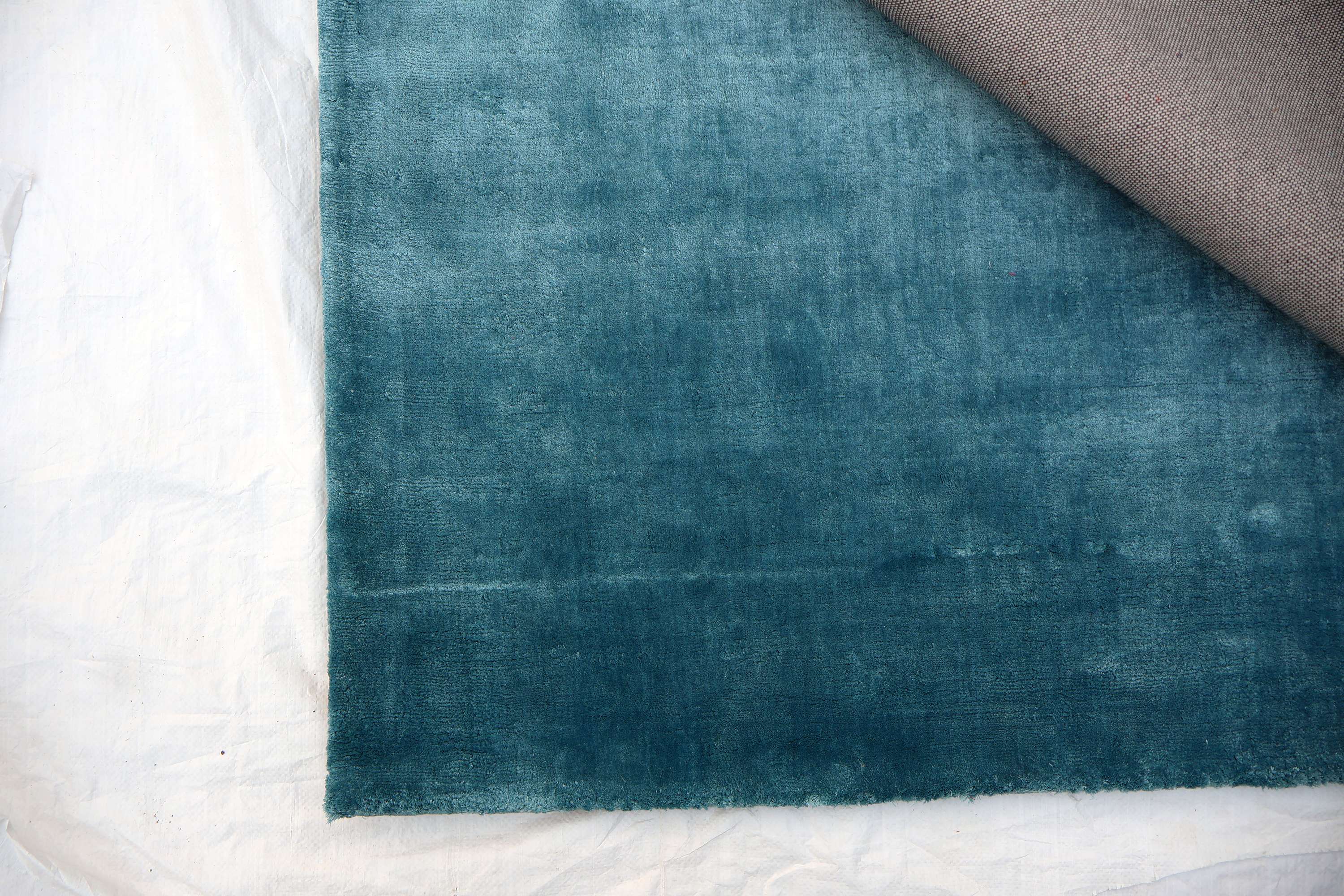 Silk Blue – Handloom Silk Carpet